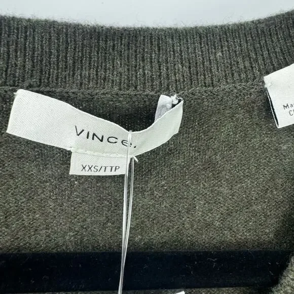 Vince Weekend Cashmere V-neck Dark Pine Pullover Sweater Long Sleeve XXS NWT